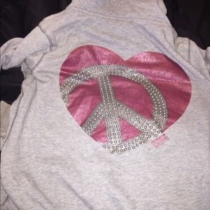 Love pink studded heart hoodie💕
